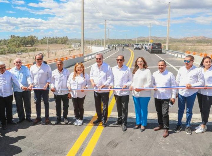 tmp_luego-de-11-anos-de-iniciada-gobierno-inaugura-la-circunvalacion-de-azua.jpeg